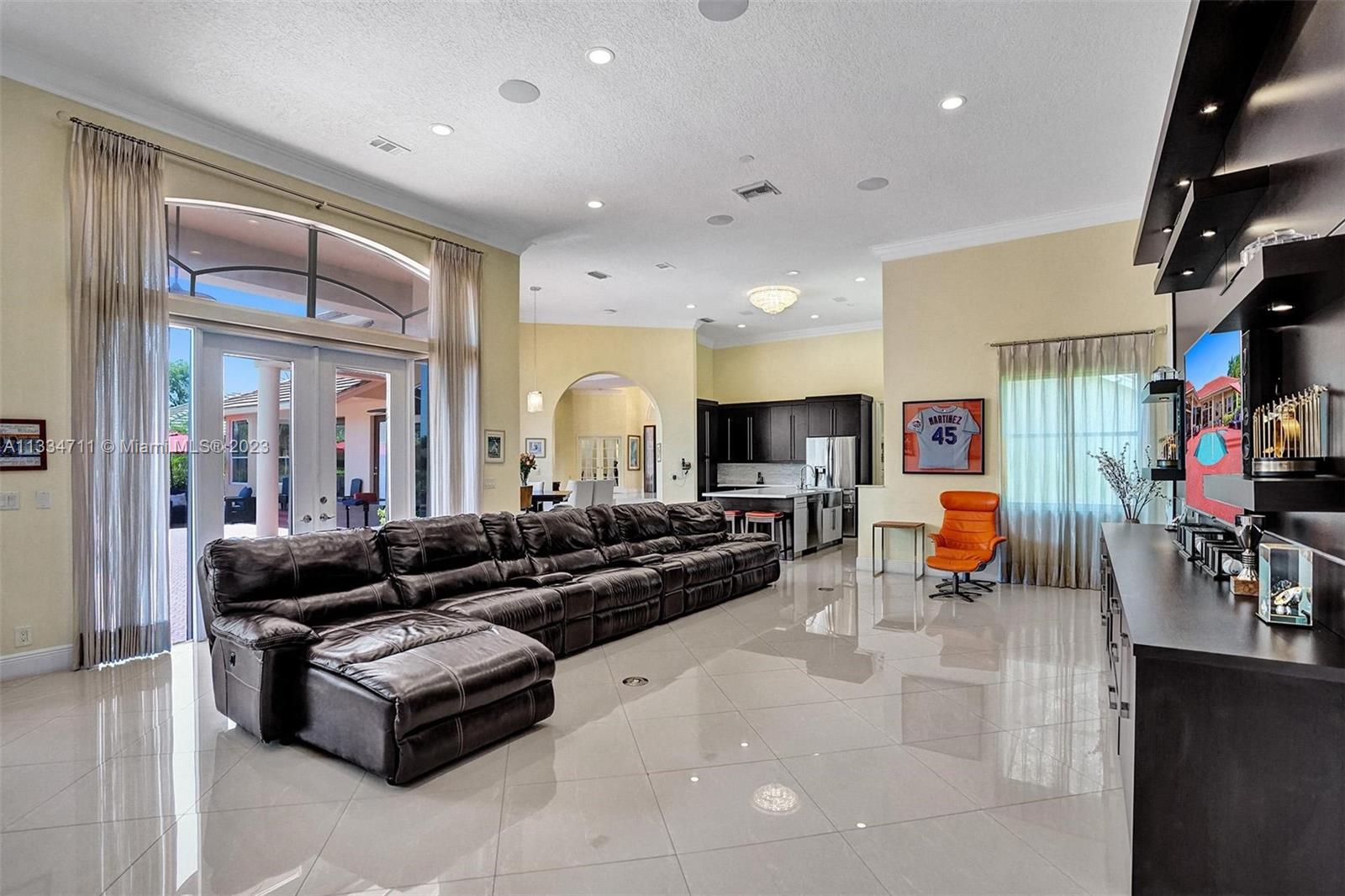 Pelican Landing - Residential