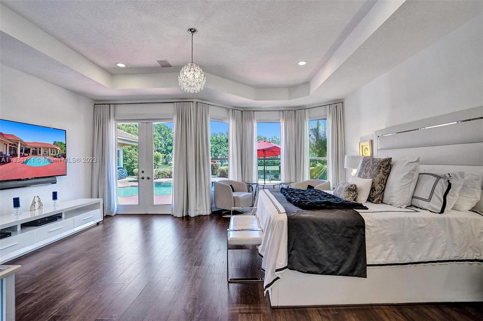 Pelican Landing - Residential