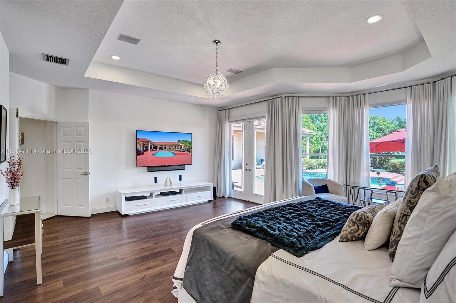 Pelican Landing - Residential