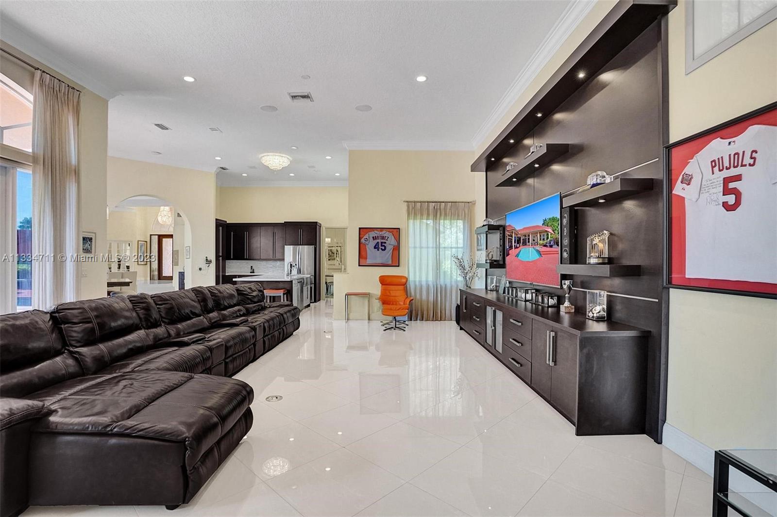 Pelican Landing - Residential