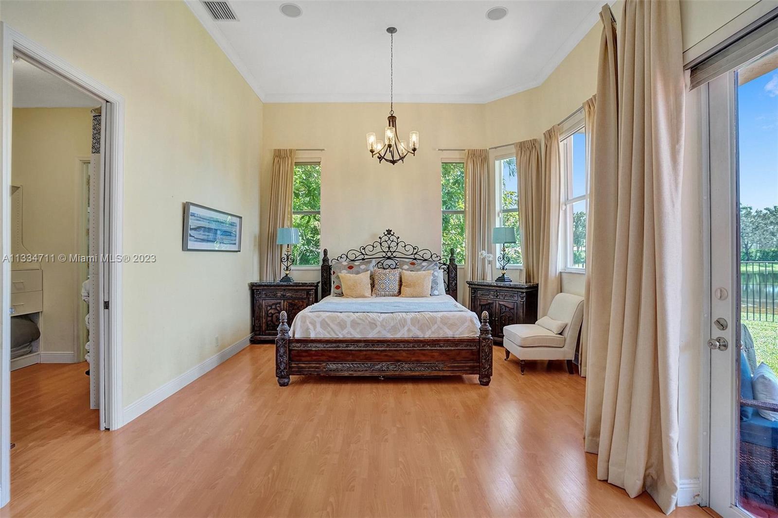 Pelican Landing - Residential