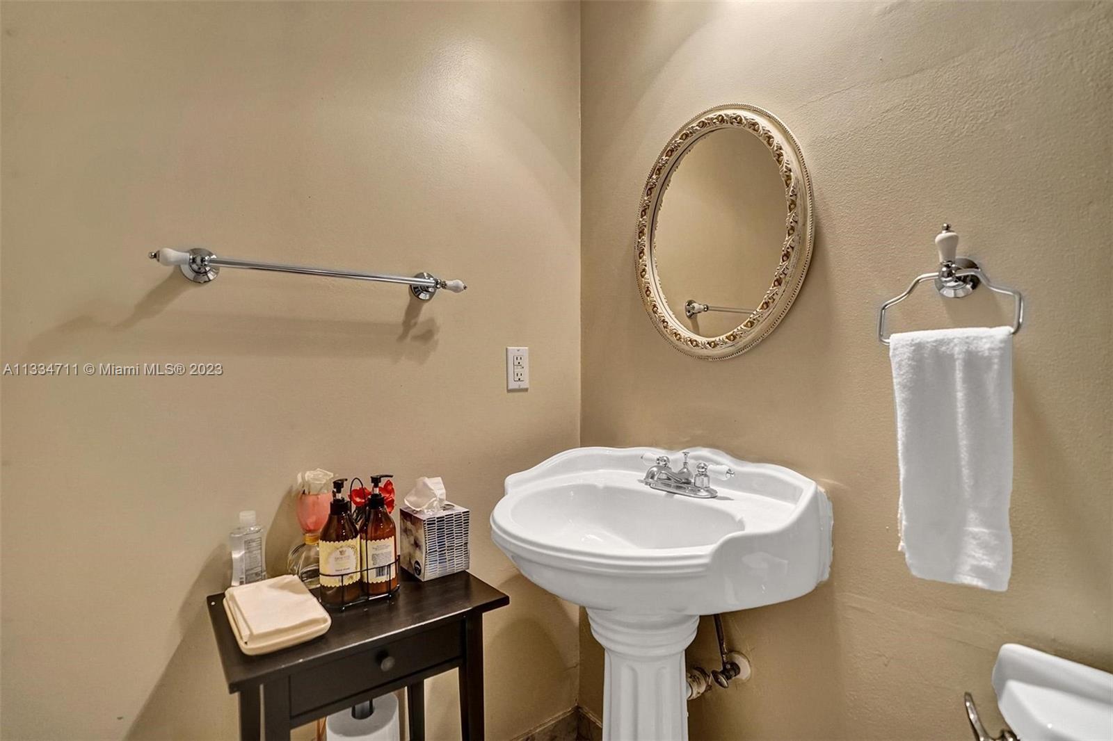 Pelican Landing - Residential