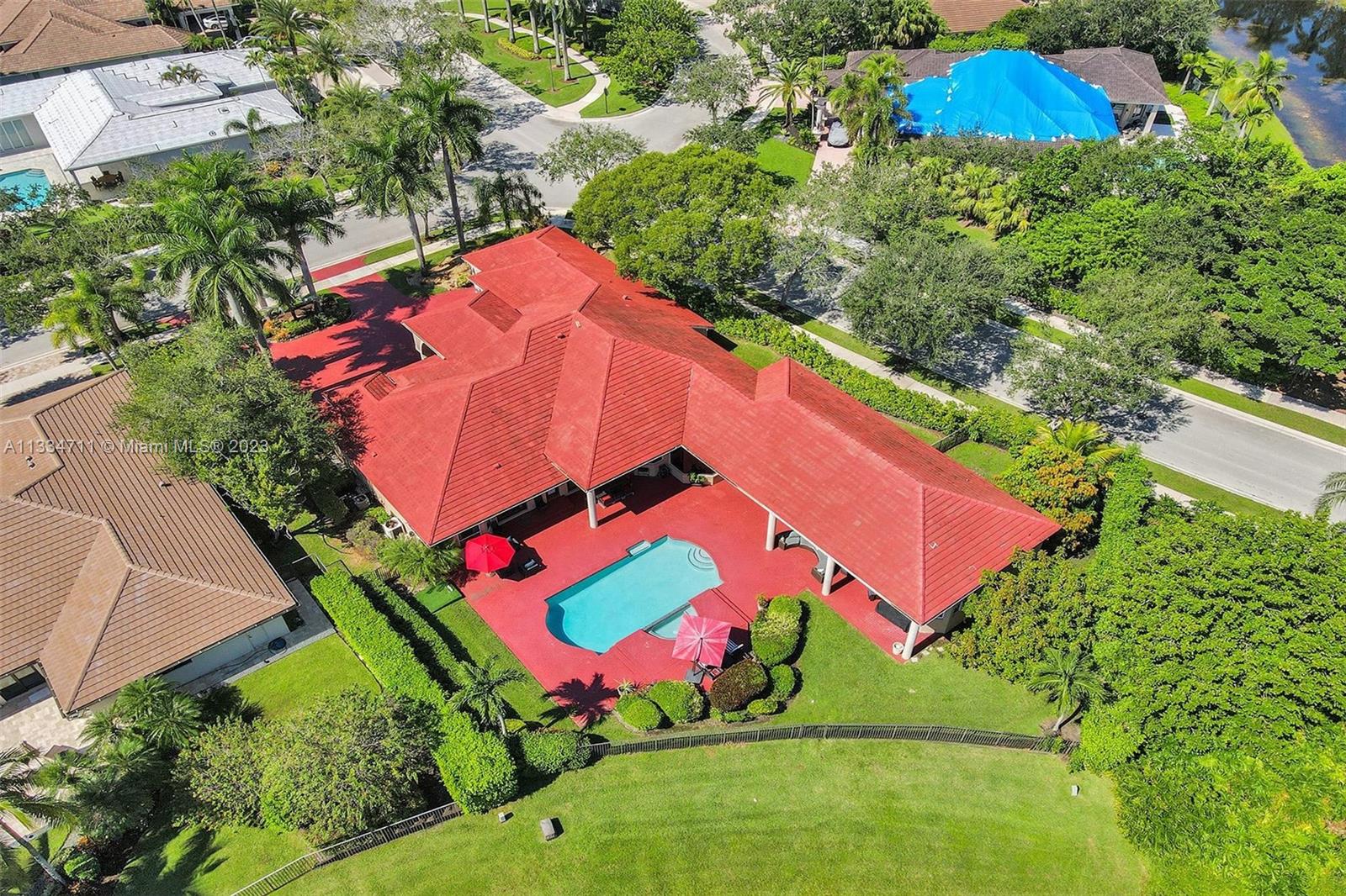 Pelican Landing - Residential