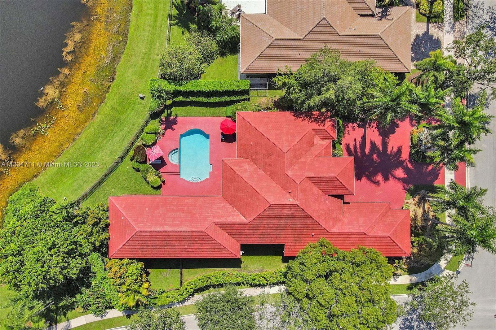 Pelican Landing - Residential