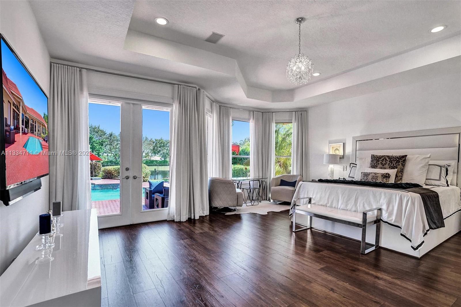 Pelican Landing - Residential