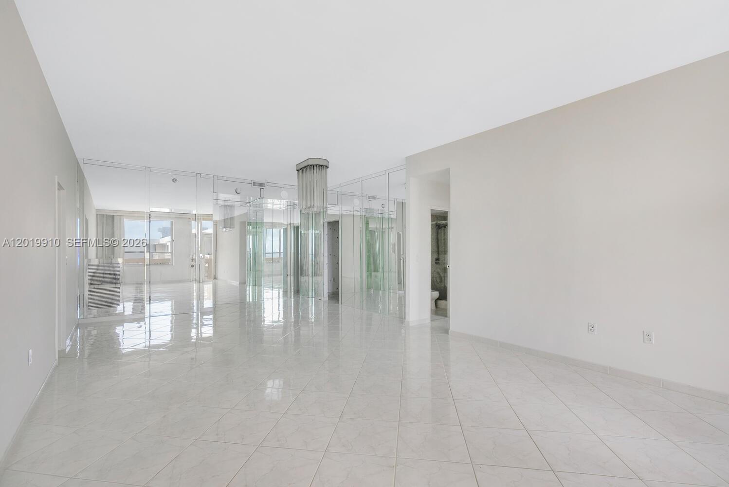 THE PLAZA OF BAL HARBOUR - Residential