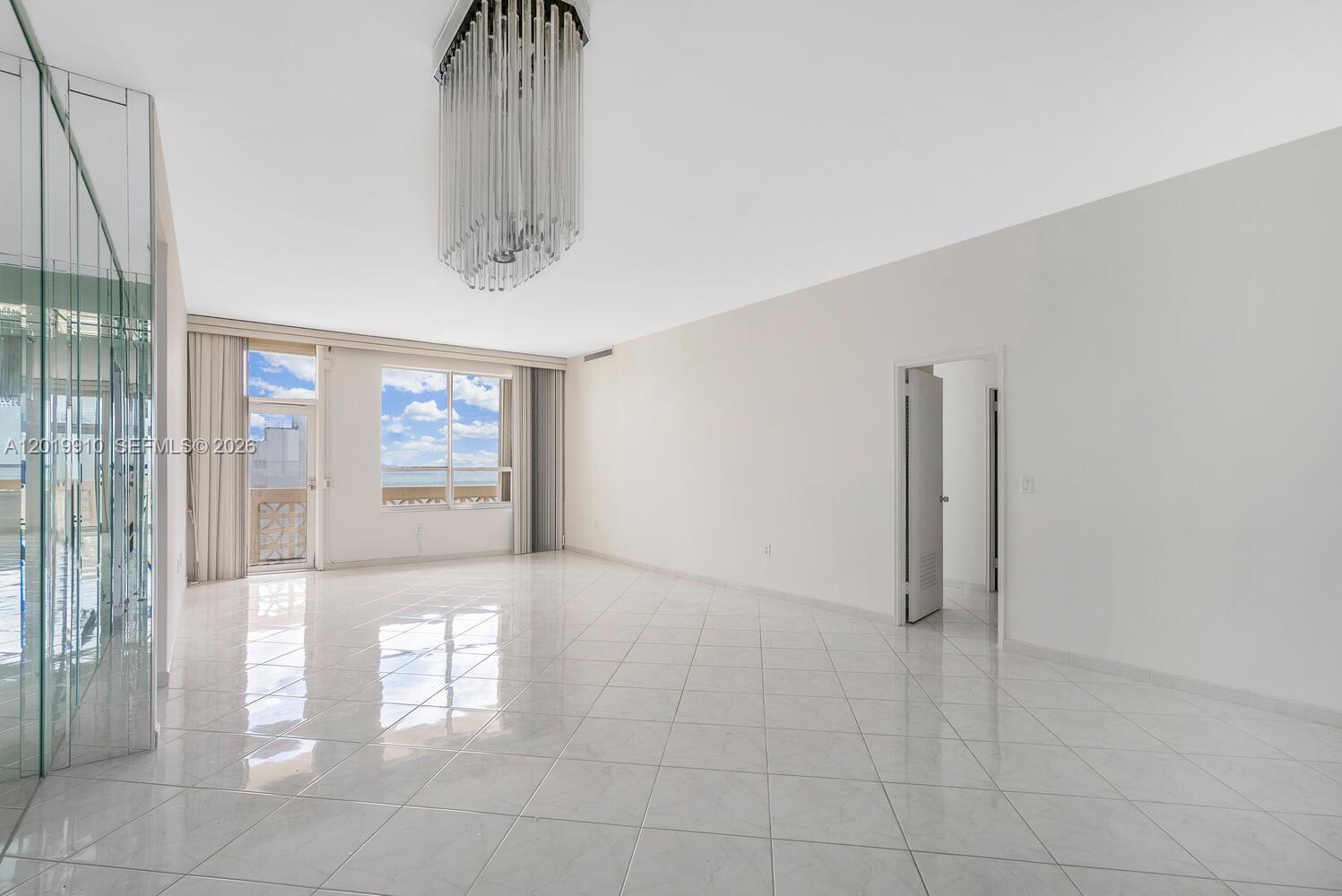 THE PLAZA OF BAL HARBOUR - Residential