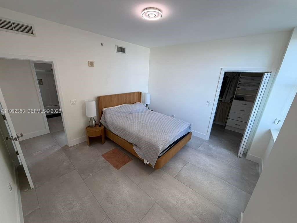 3330 NE 190th St 710