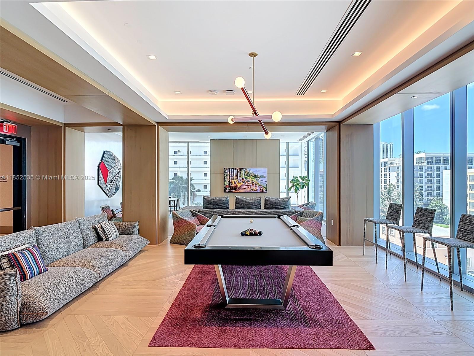 ESCOTTONIA PARK - Residential