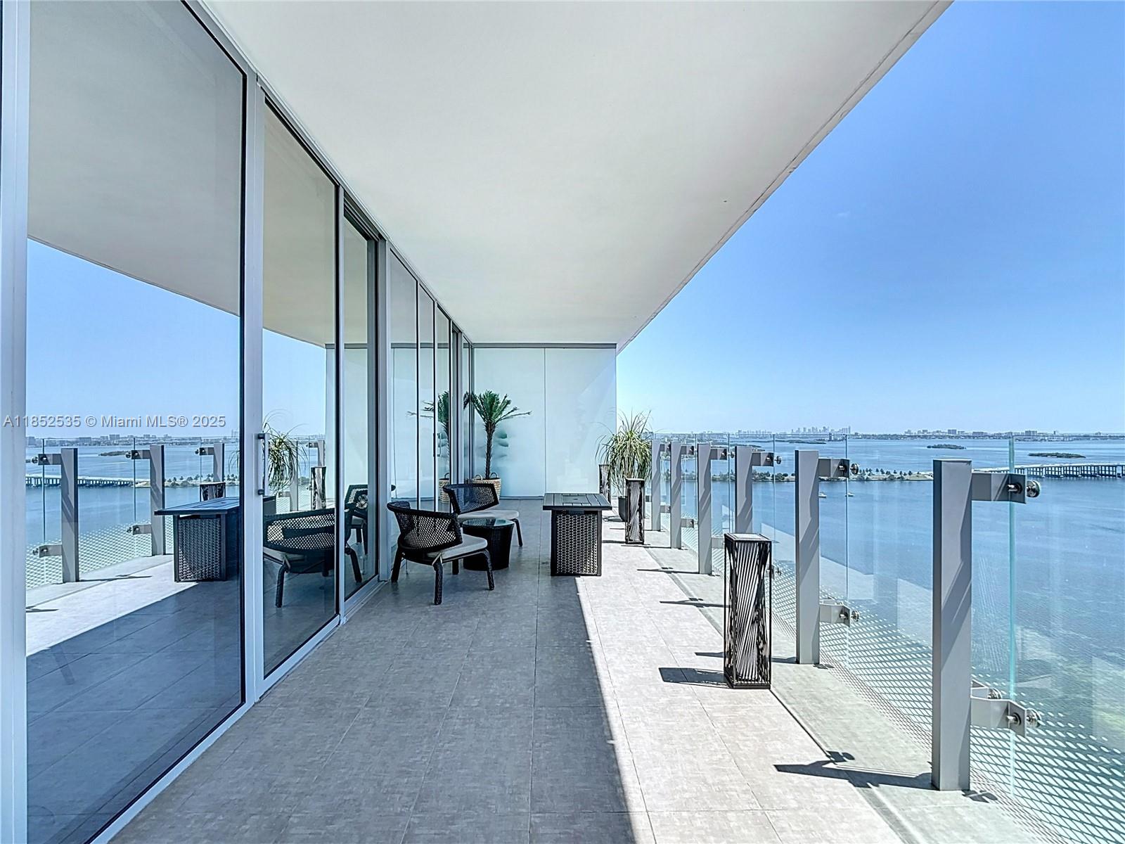 ESCOTTONIA PARK - Residential