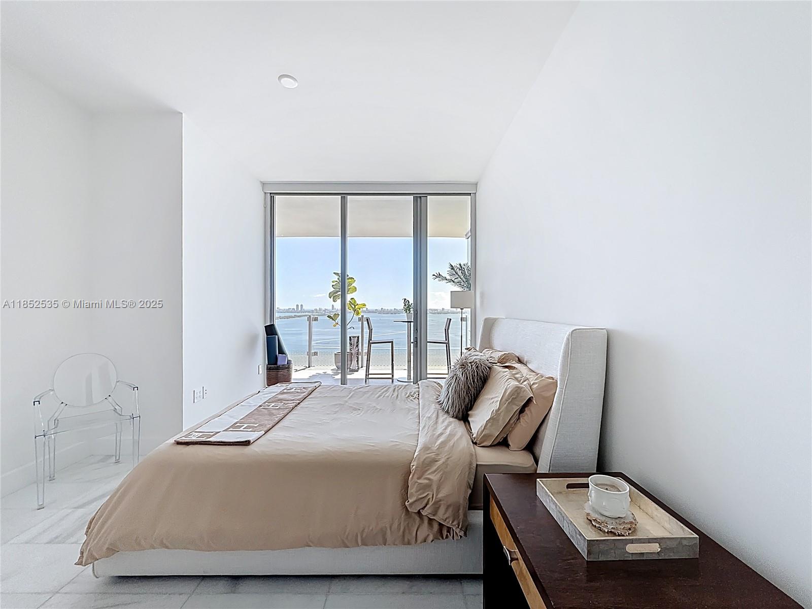 ESCOTTONIA PARK - Residential