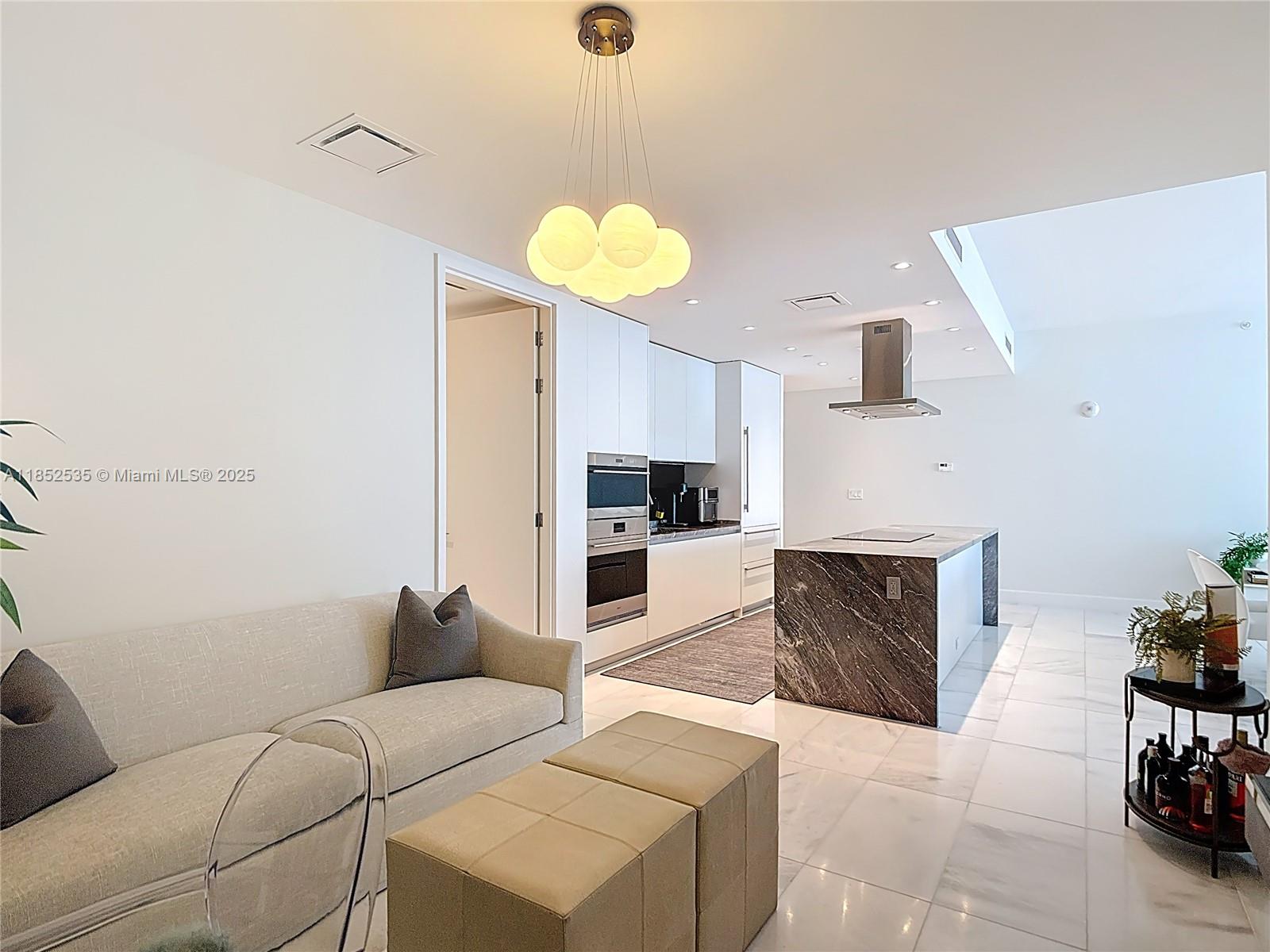 ESCOTTONIA PARK - Residential