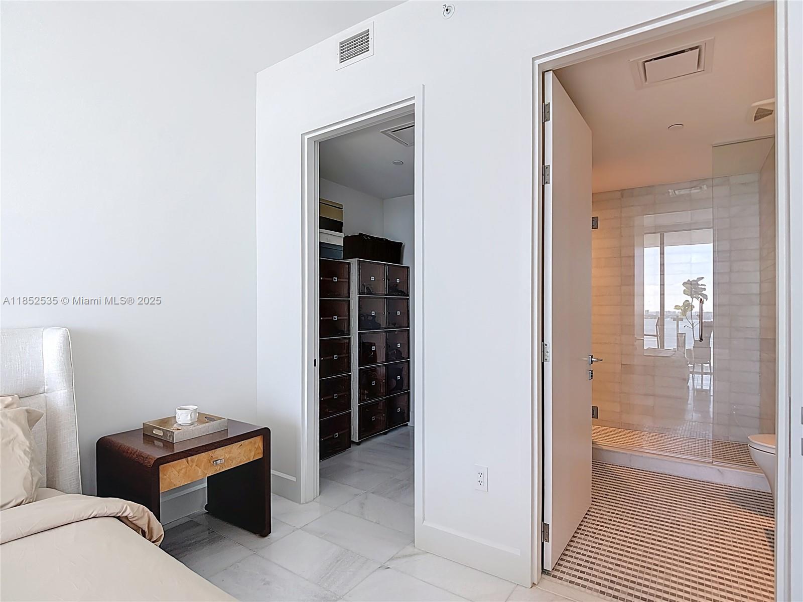 ESCOTTONIA PARK - Residential