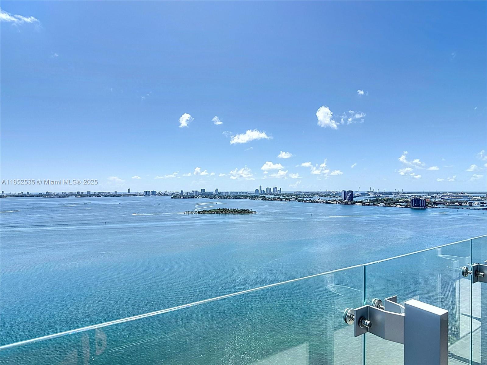 ESCOTTONIA PARK - Residential