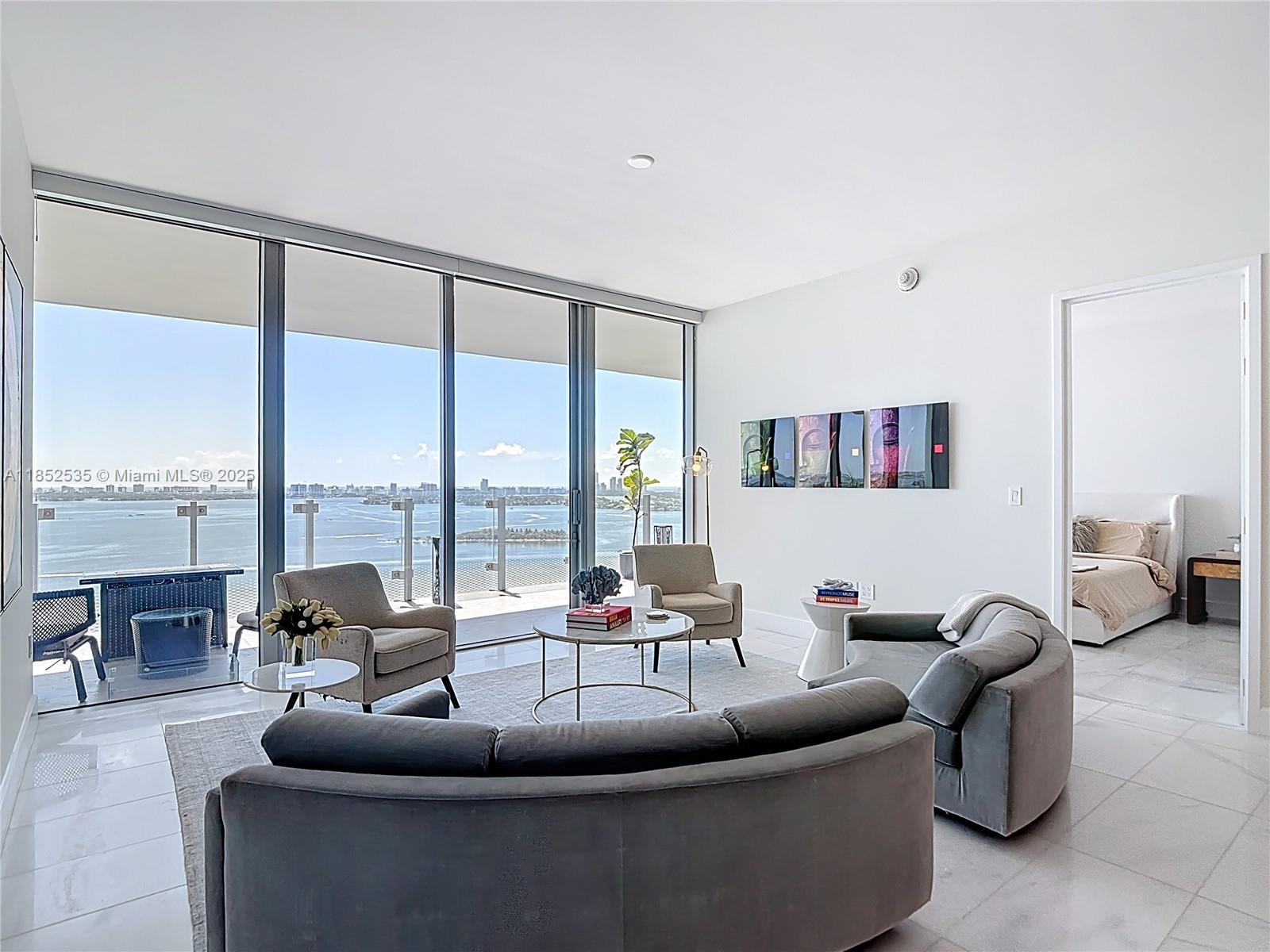 ESCOTTONIA PARK - Residential