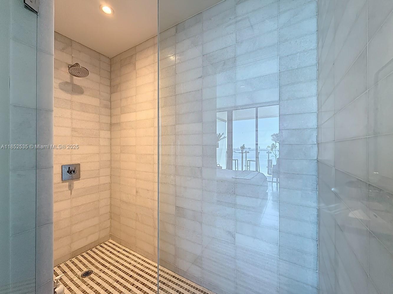 ESCOTTONIA PARK - Residential