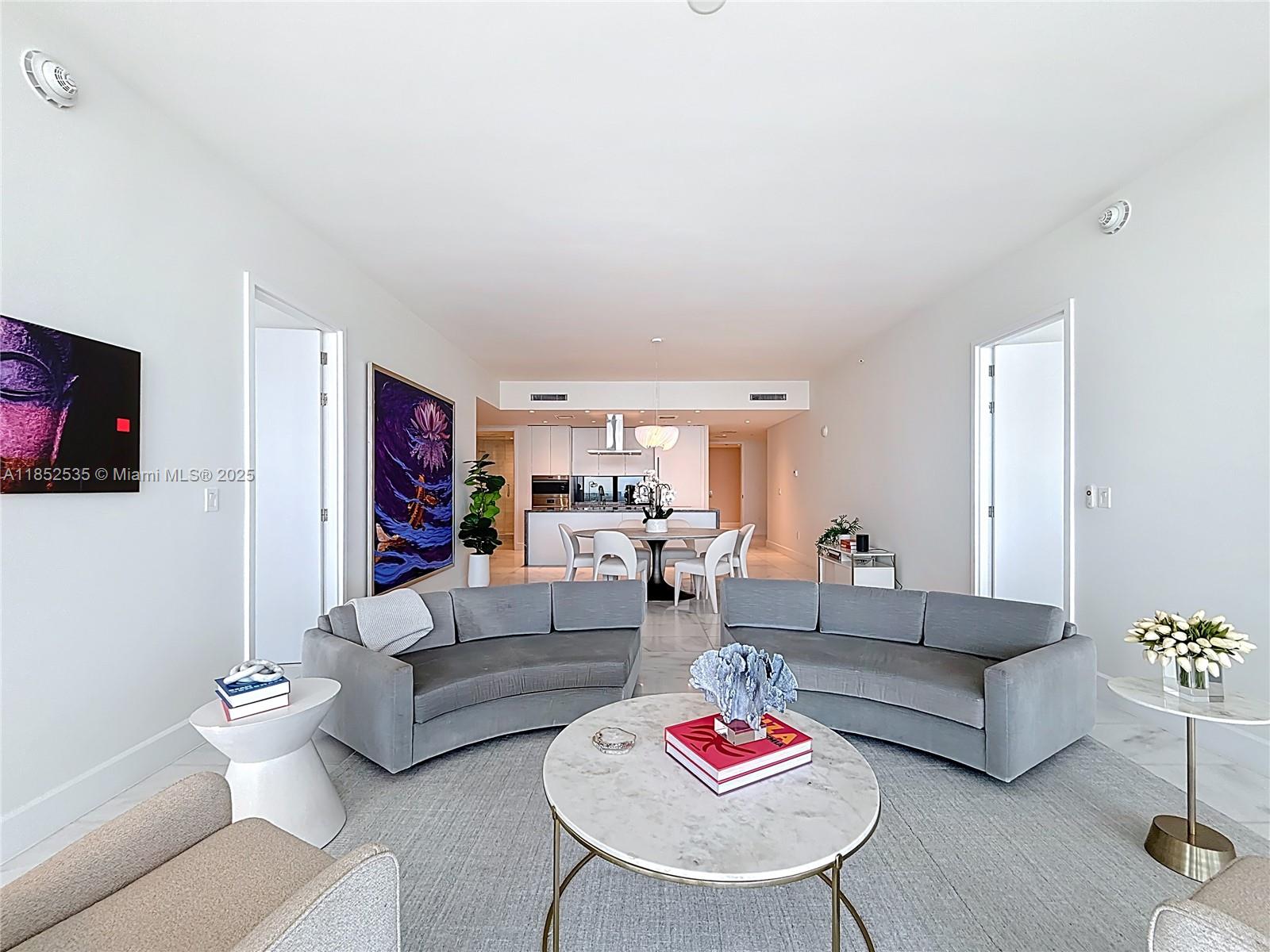 ESCOTTONIA PARK - Residential