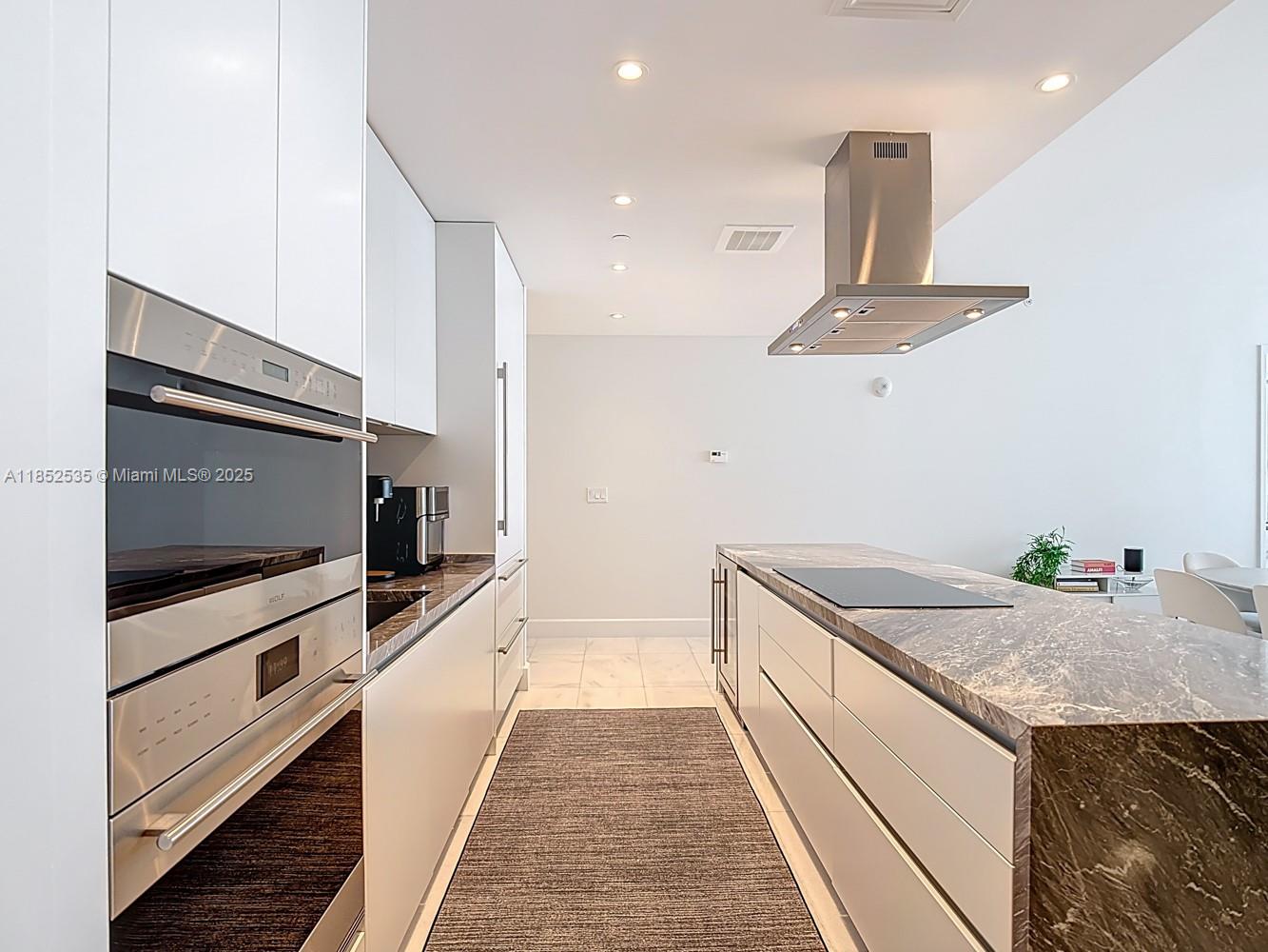 ESCOTTONIA PARK - Residential