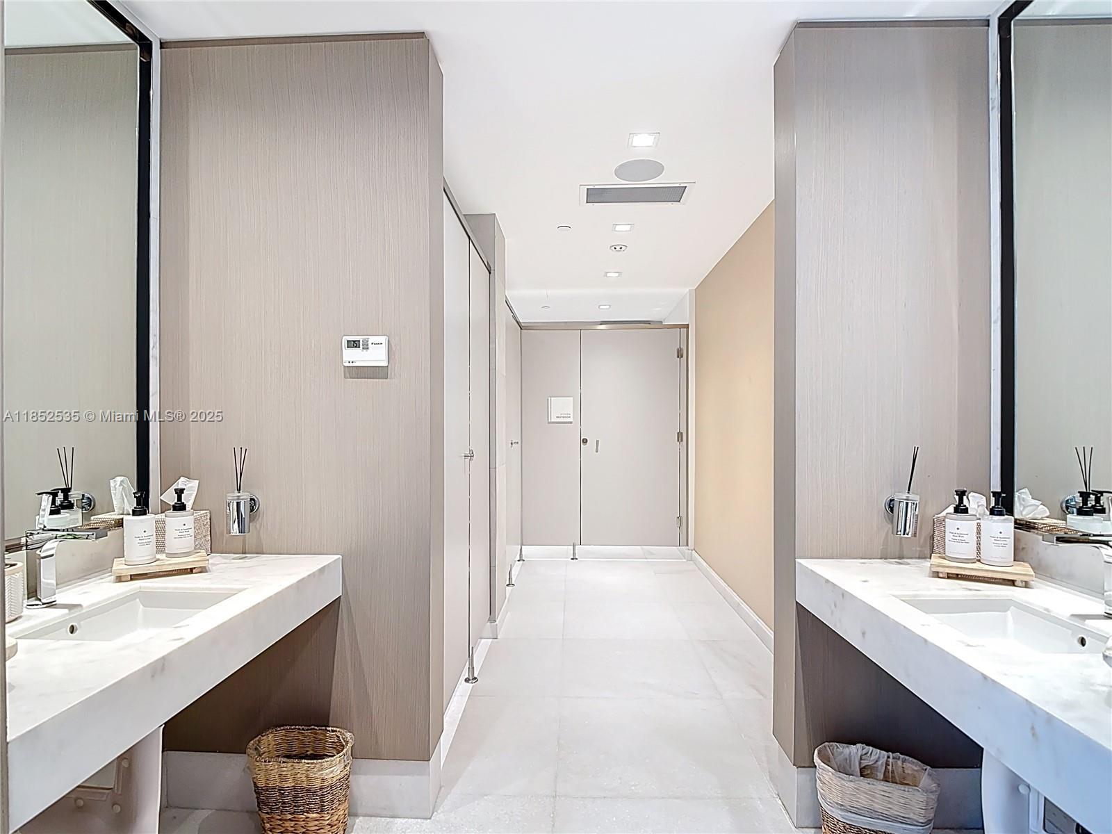 ESCOTTONIA PARK - Residential