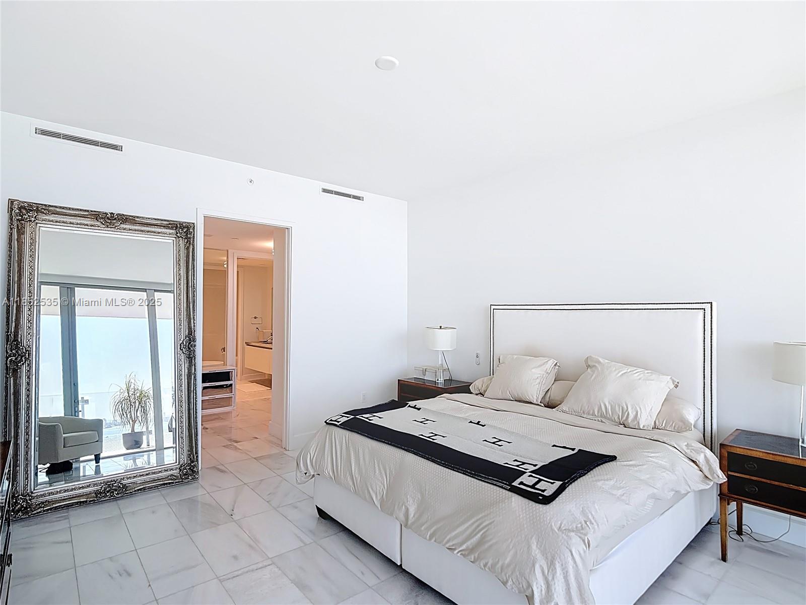 ESCOTTONIA PARK - Residential