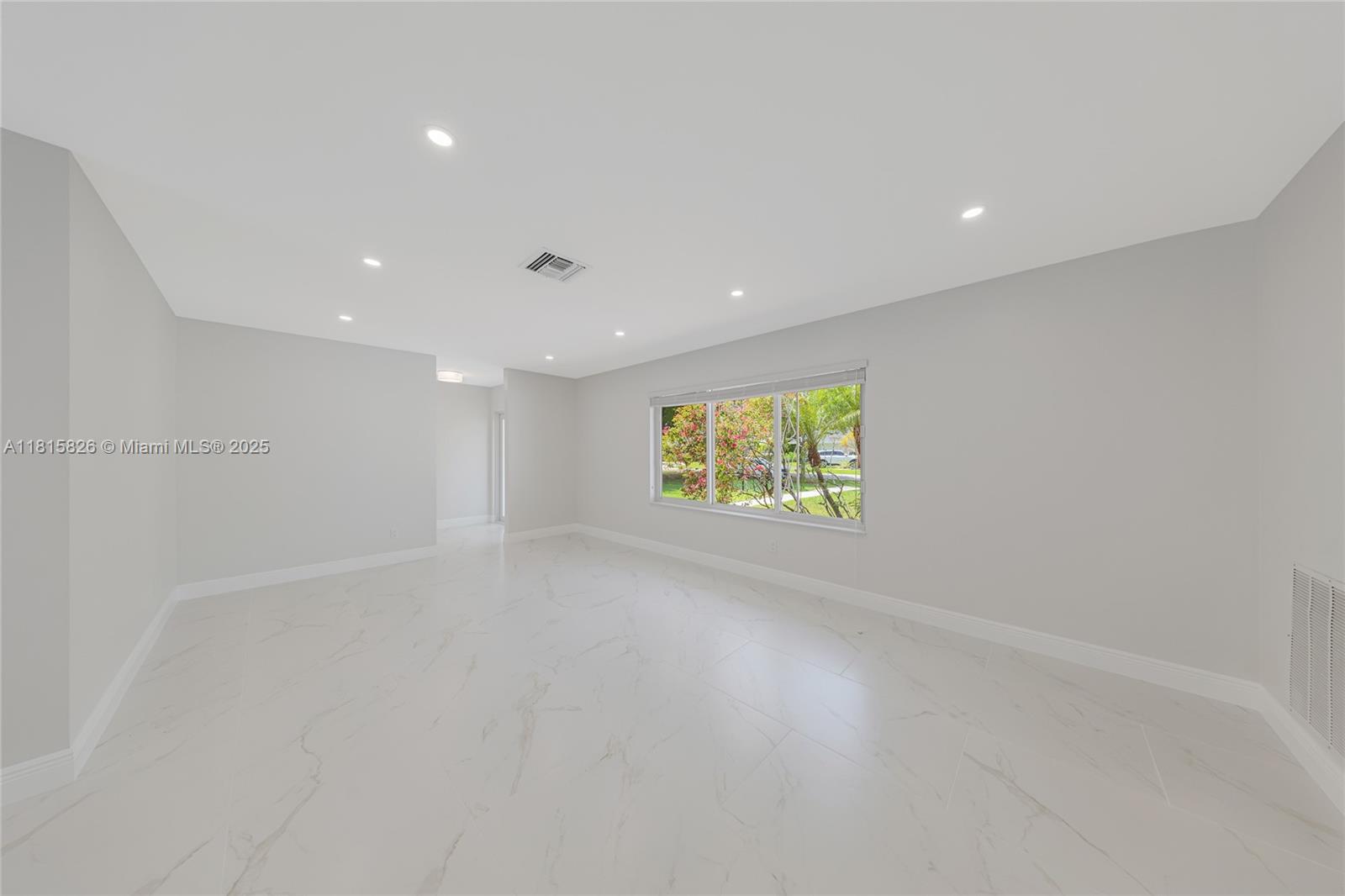 CAROL HILL ESTS - Residential Lease