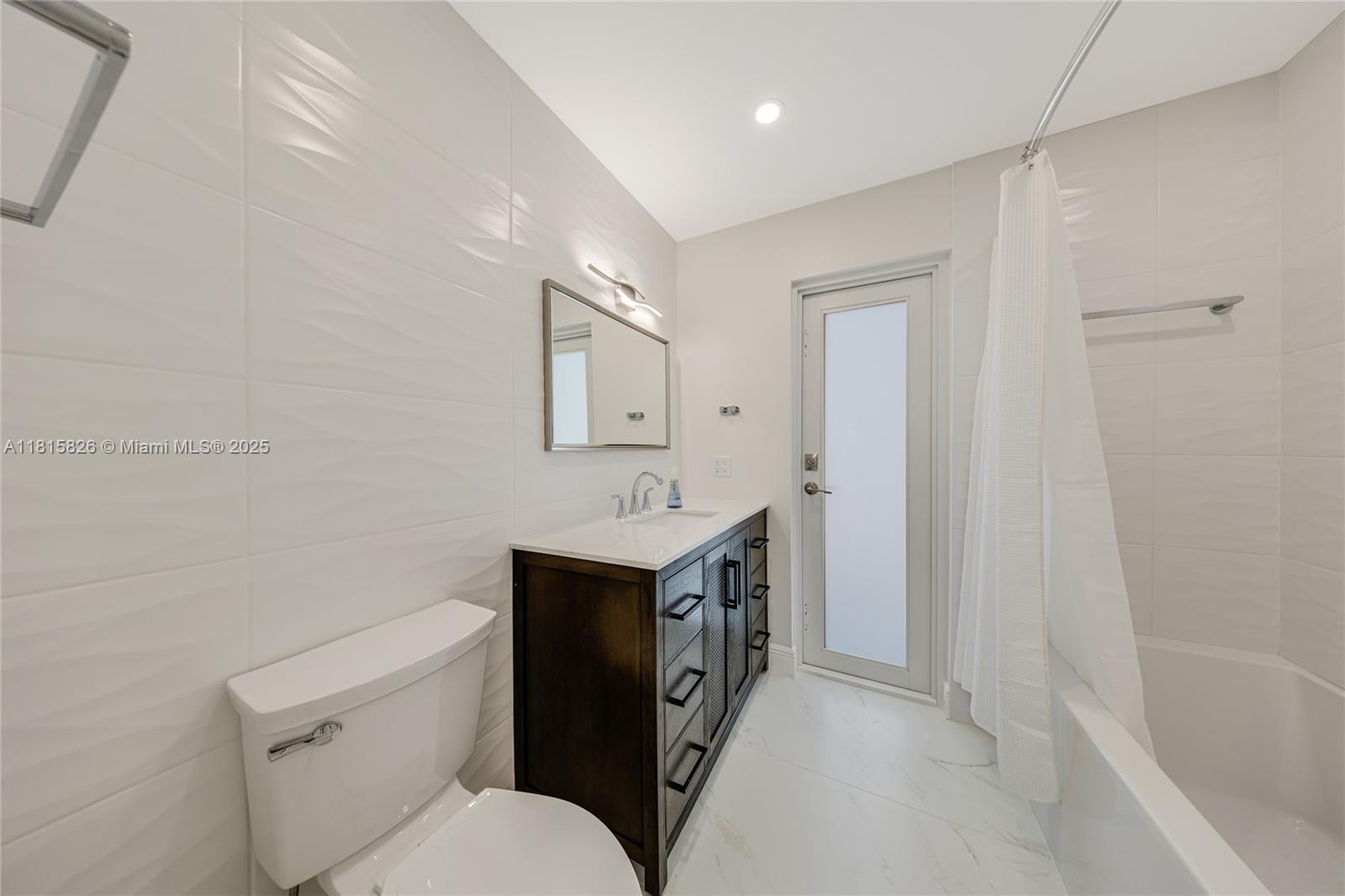 CAROL HILL ESTS - Residential Lease