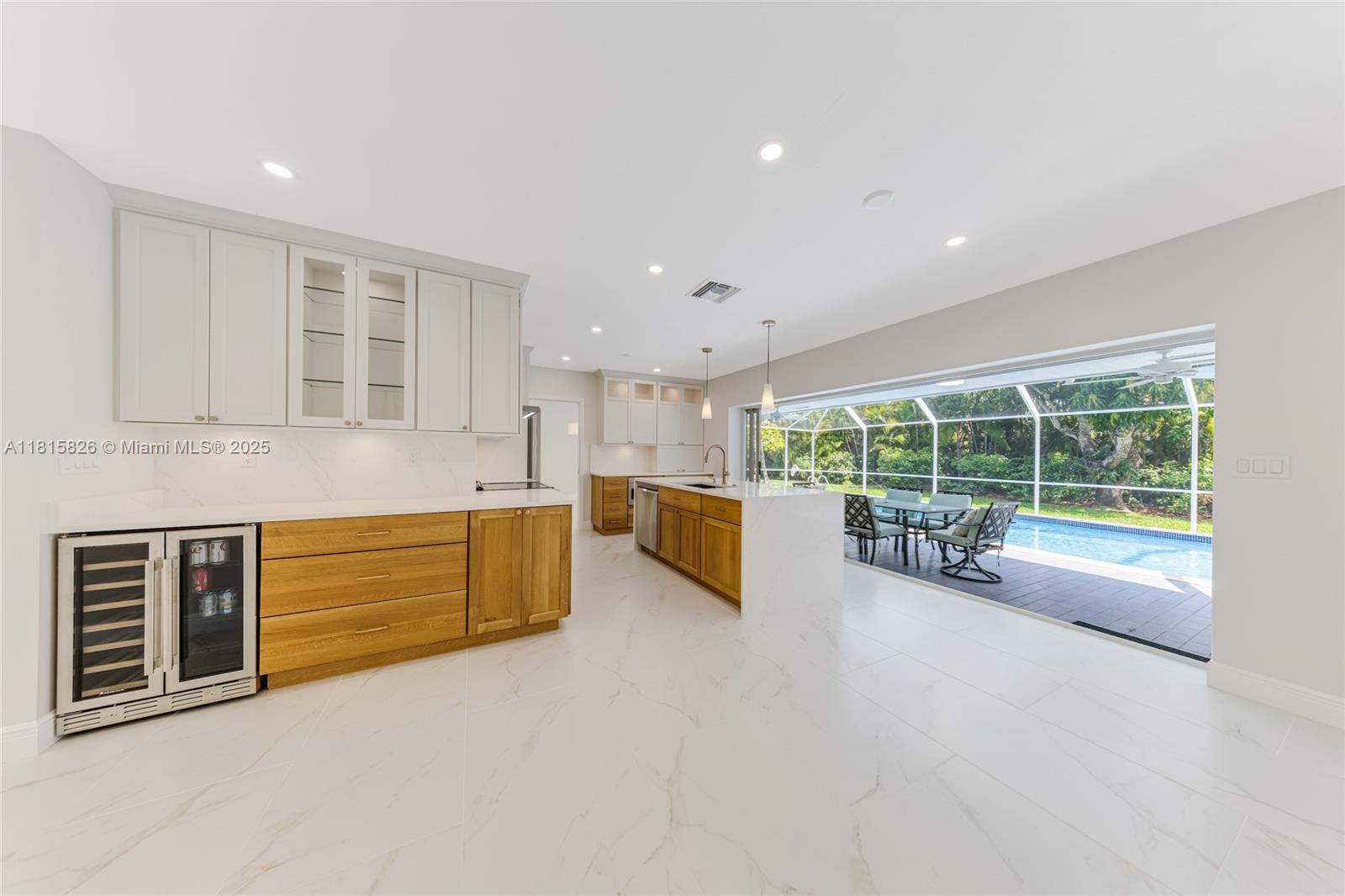 CAROL HILL ESTS - Residential Lease