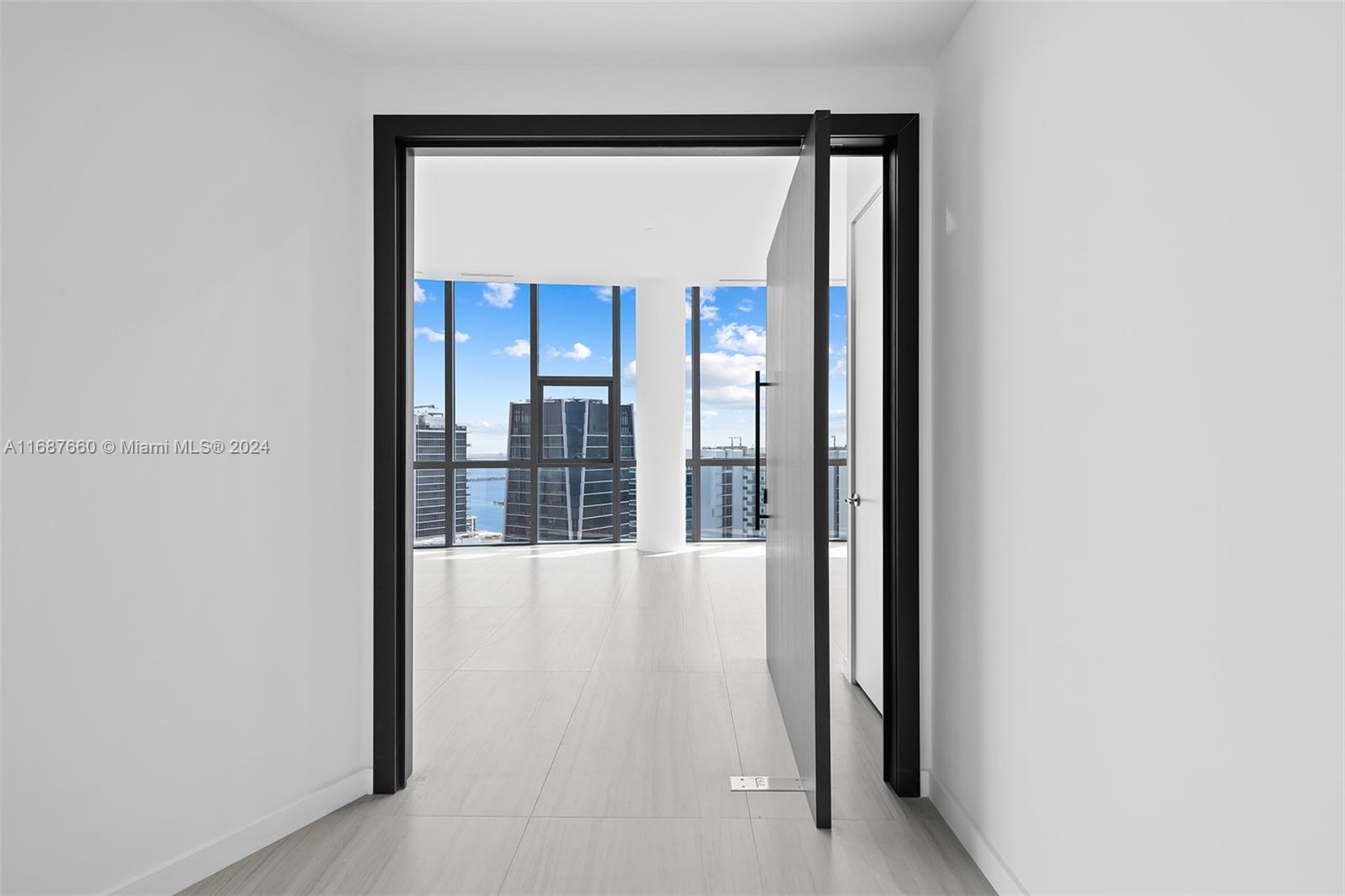 PARAMOUNT MIAMI WORLDCENT - Residential