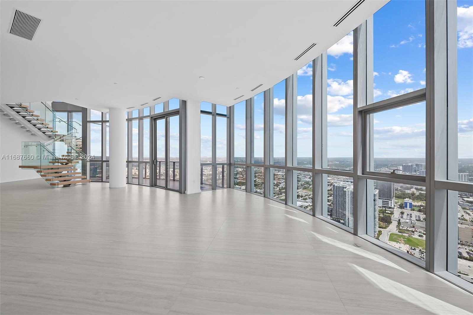 PARAMOUNT MIAMI WORLDCENT - Residential