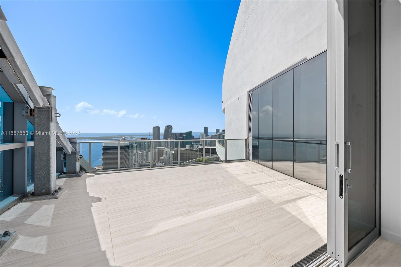 PARAMOUNT MIAMI WORLDCENT - Residential