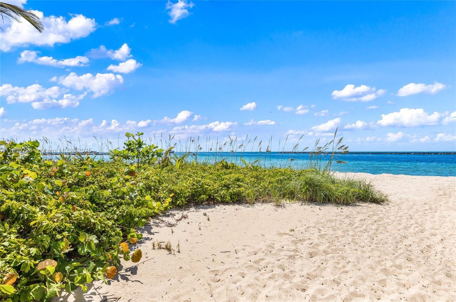 2100 S Ocean Dr 5B