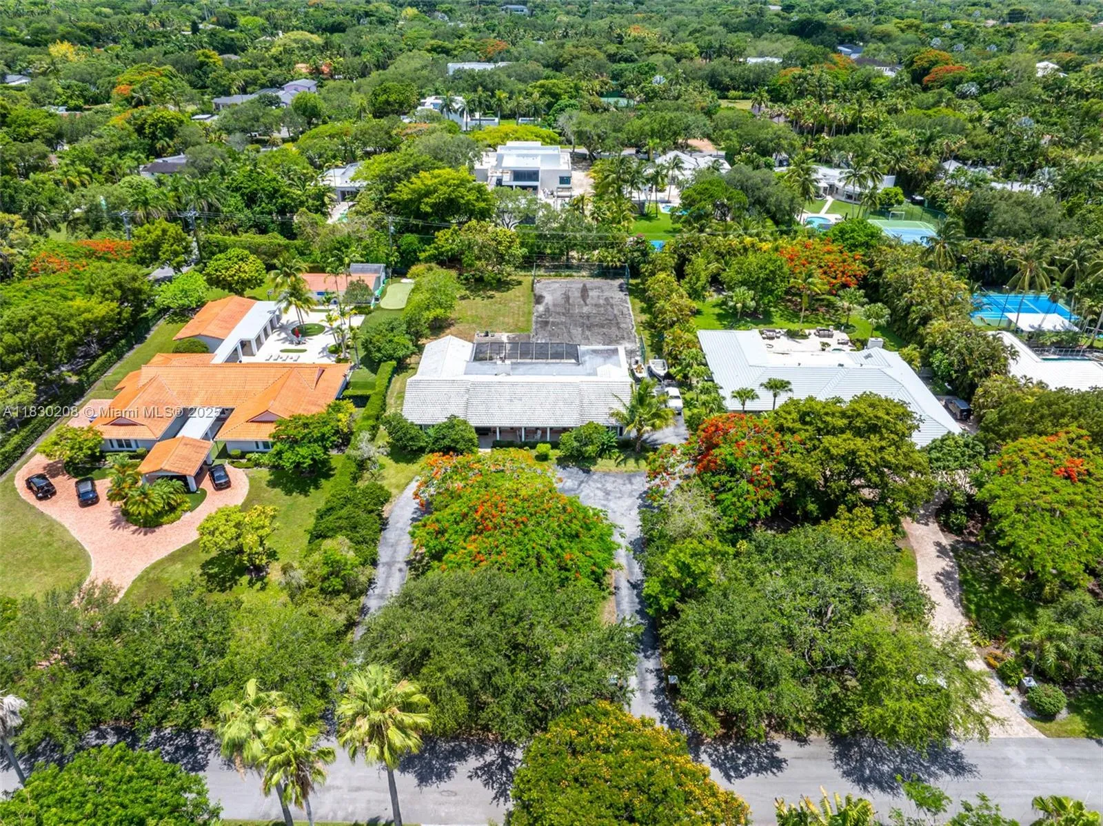 Pinecrest, Florida 33156, United States, 6 Bedrooms Bedrooms, ,4 BathroomsBathrooms,Residential,Active,160268