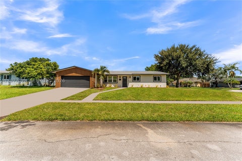 Tiny photo for 3940 NW 5th St, Coconut Creek, FL 33066 (MLS # A12077028)