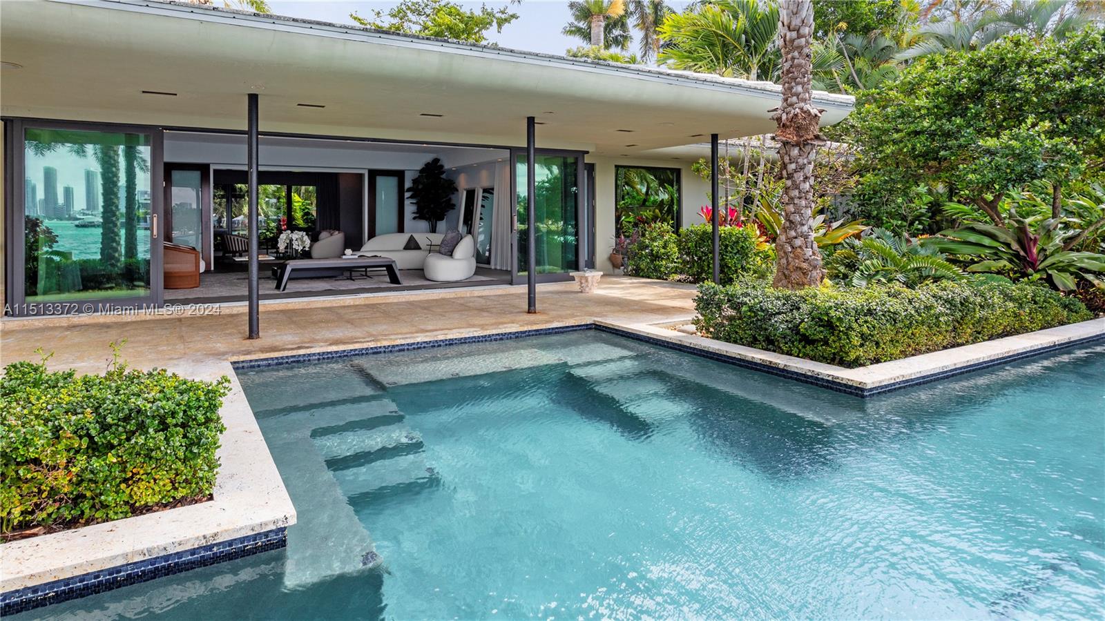 SAN MARINO ISLAND - Residential