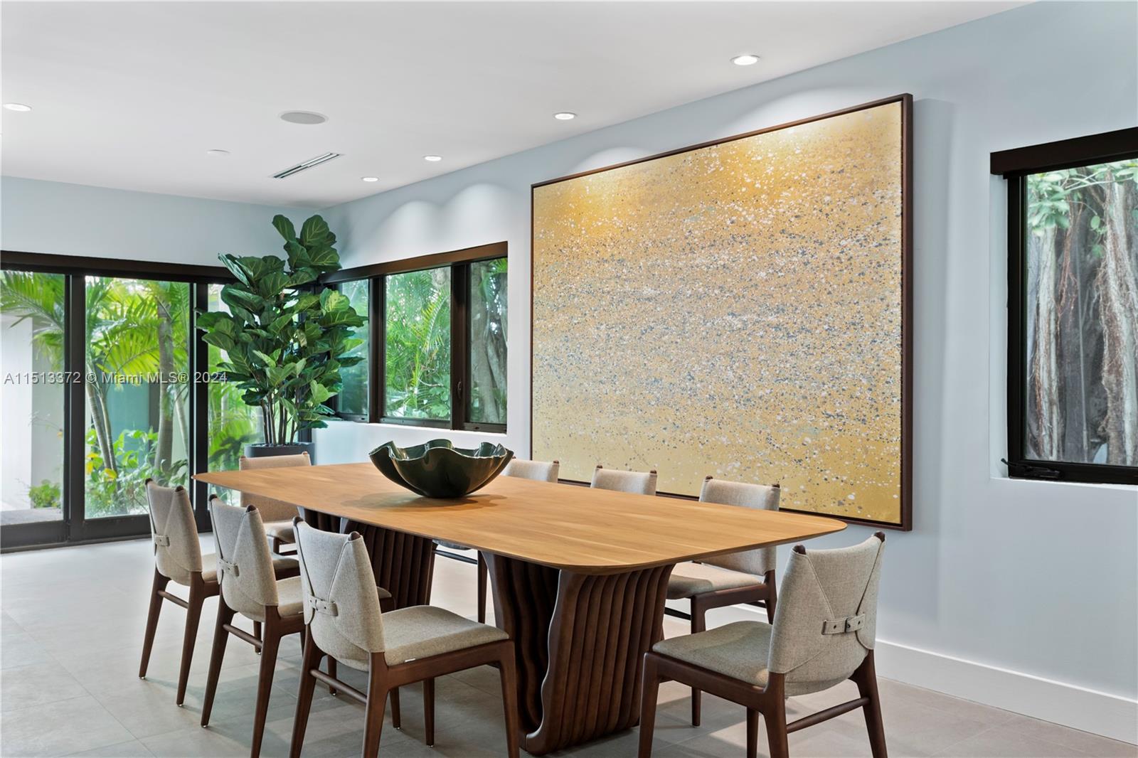 SAN MARINO ISLAND - Residential