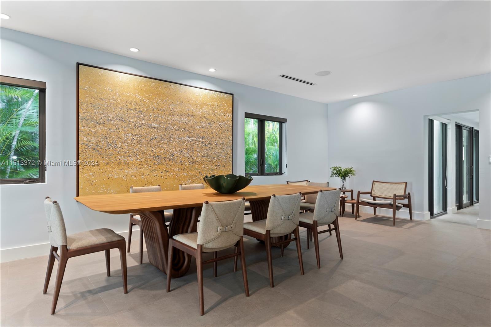 SAN MARINO ISLAND - Residential