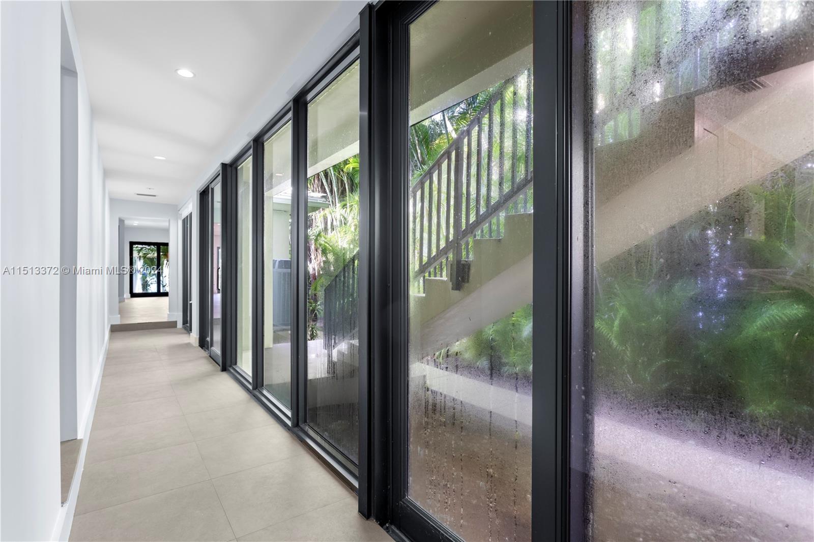 SAN MARINO ISLAND - Residential