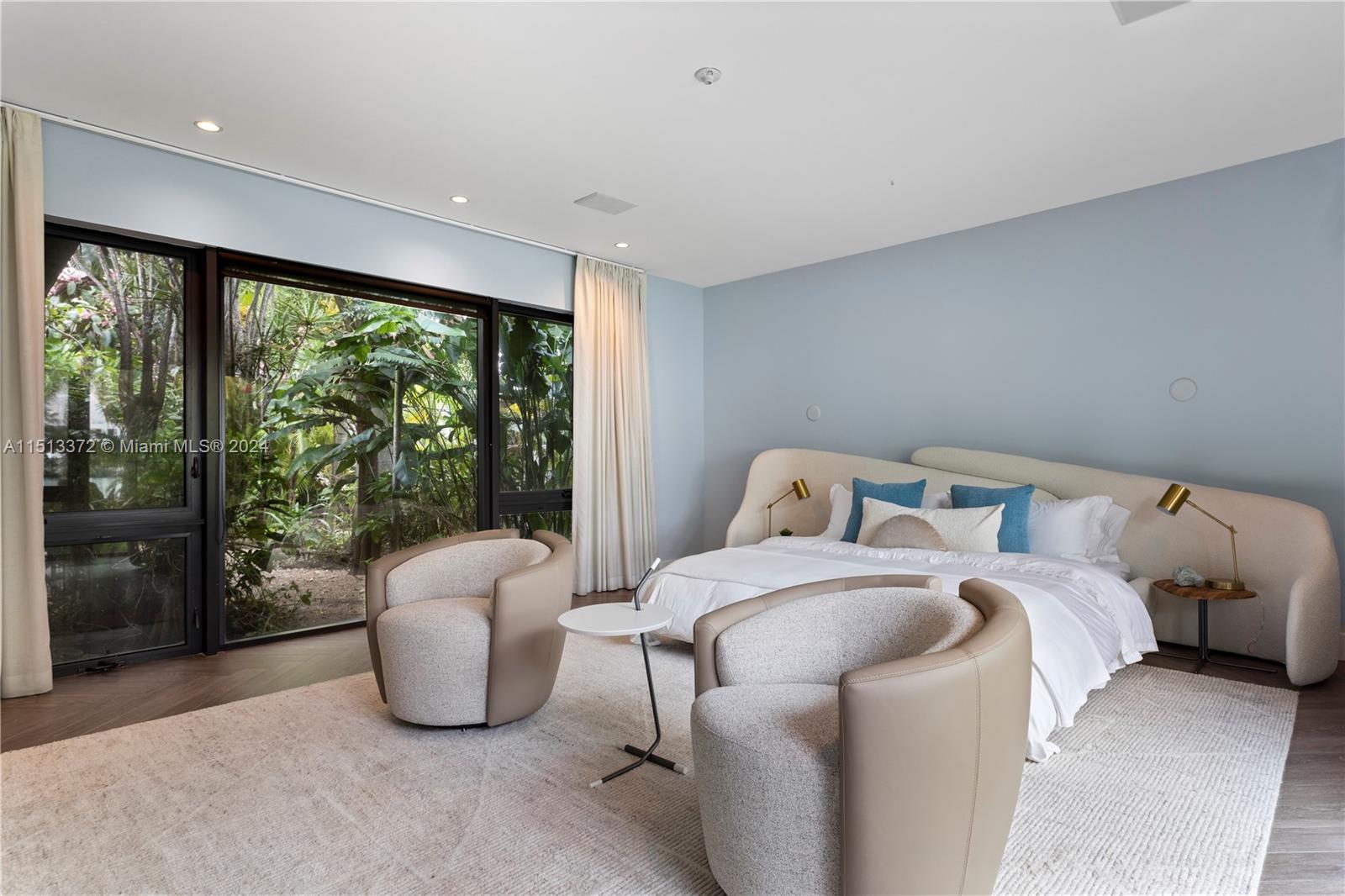 SAN MARINO ISLAND - Residential