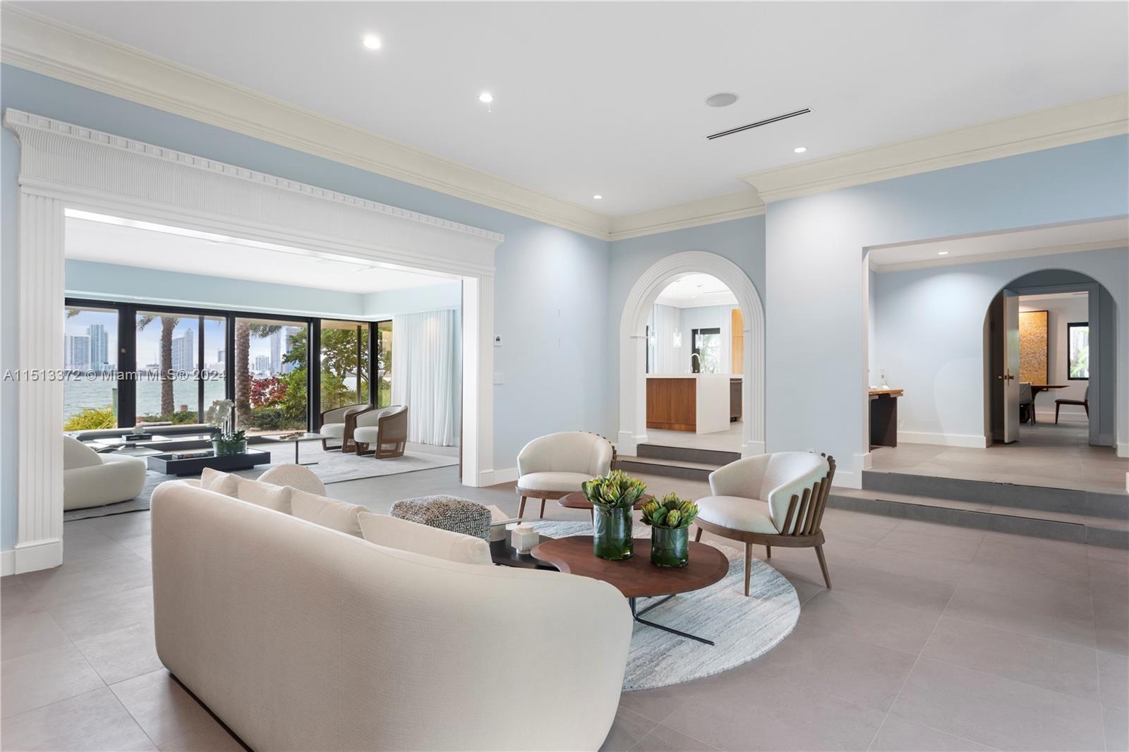 SAN MARINO ISLAND - Residential