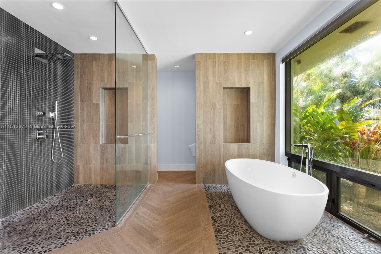 SAN MARINO ISLAND - Residential