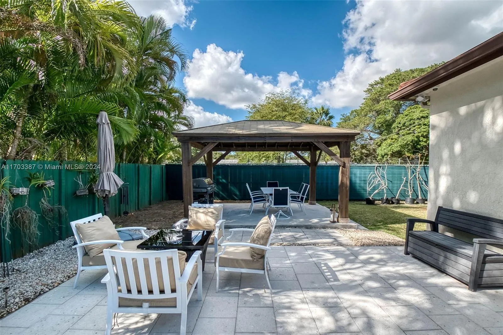 Cutler Bay, Florida 33157, United States, 4 Bedrooms Bedrooms, ,4 BathroomsBathrooms,Residential,Active,28902