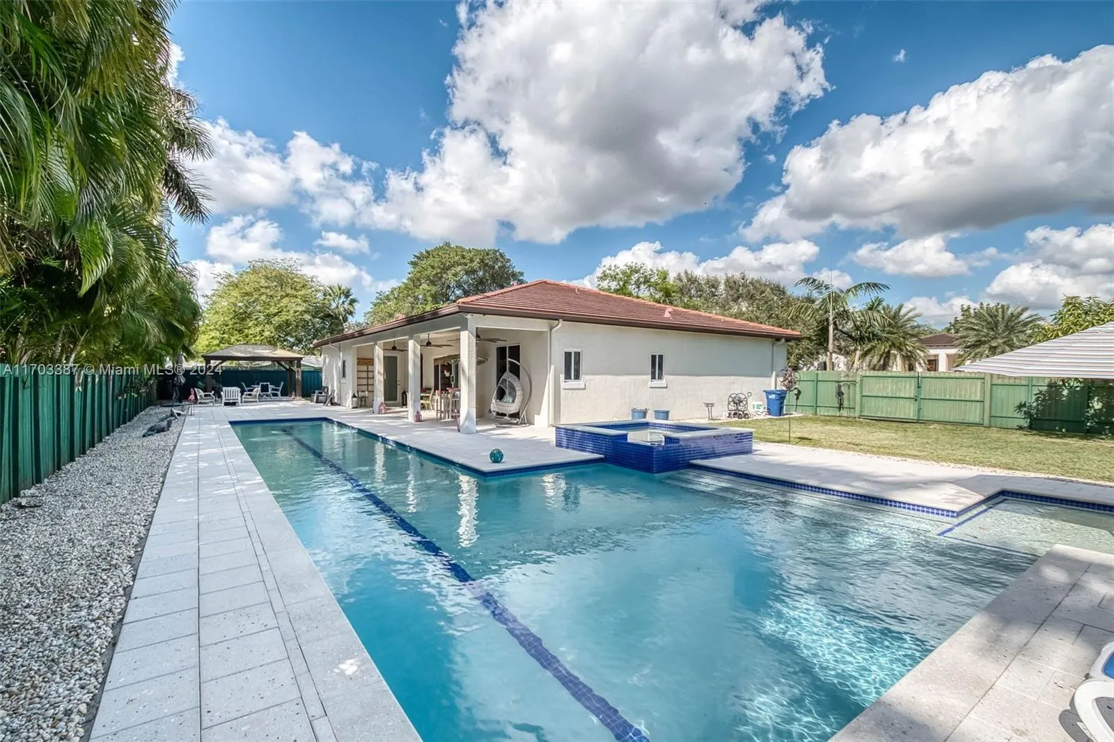 Cutler Bay, Florida 33157, United States, 4 Bedrooms Bedrooms, ,4 BathroomsBathrooms,Residential,Active,28902