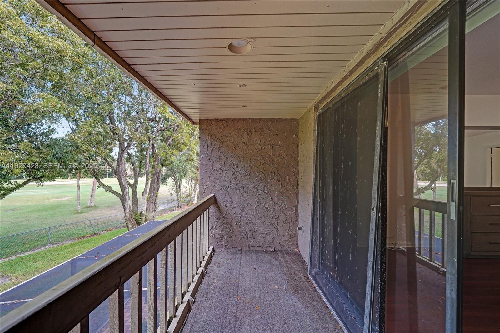 TOWNHOUSES OF EMERALD HIL - Residential