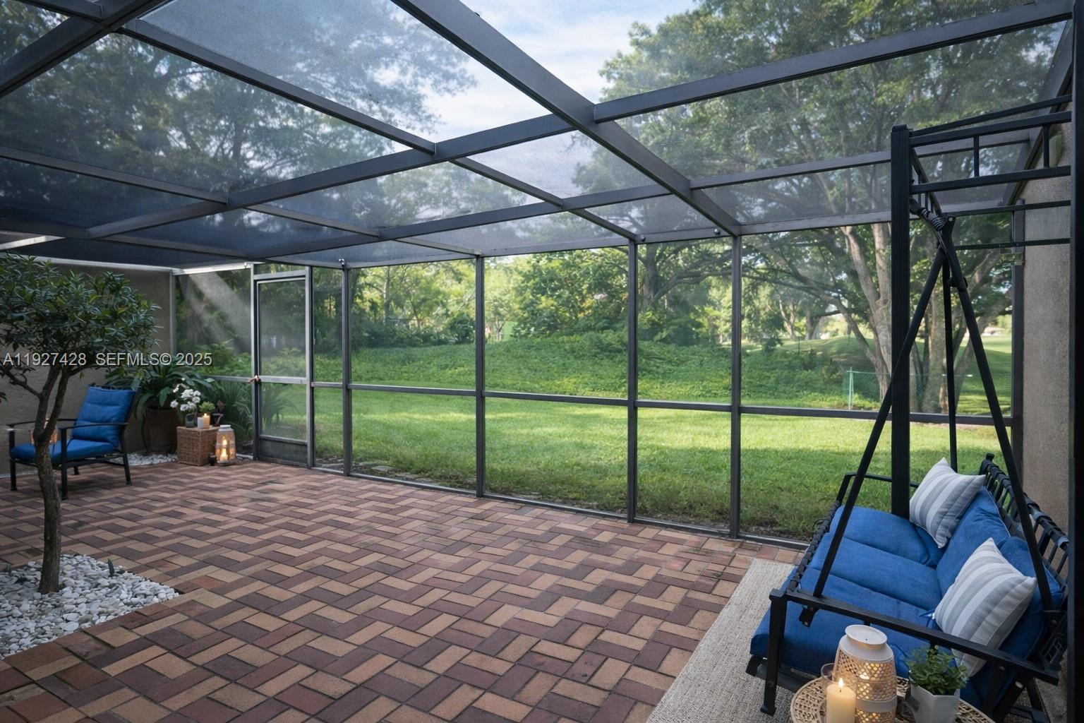 TOWNHOUSES OF EMERALD HIL - Residential