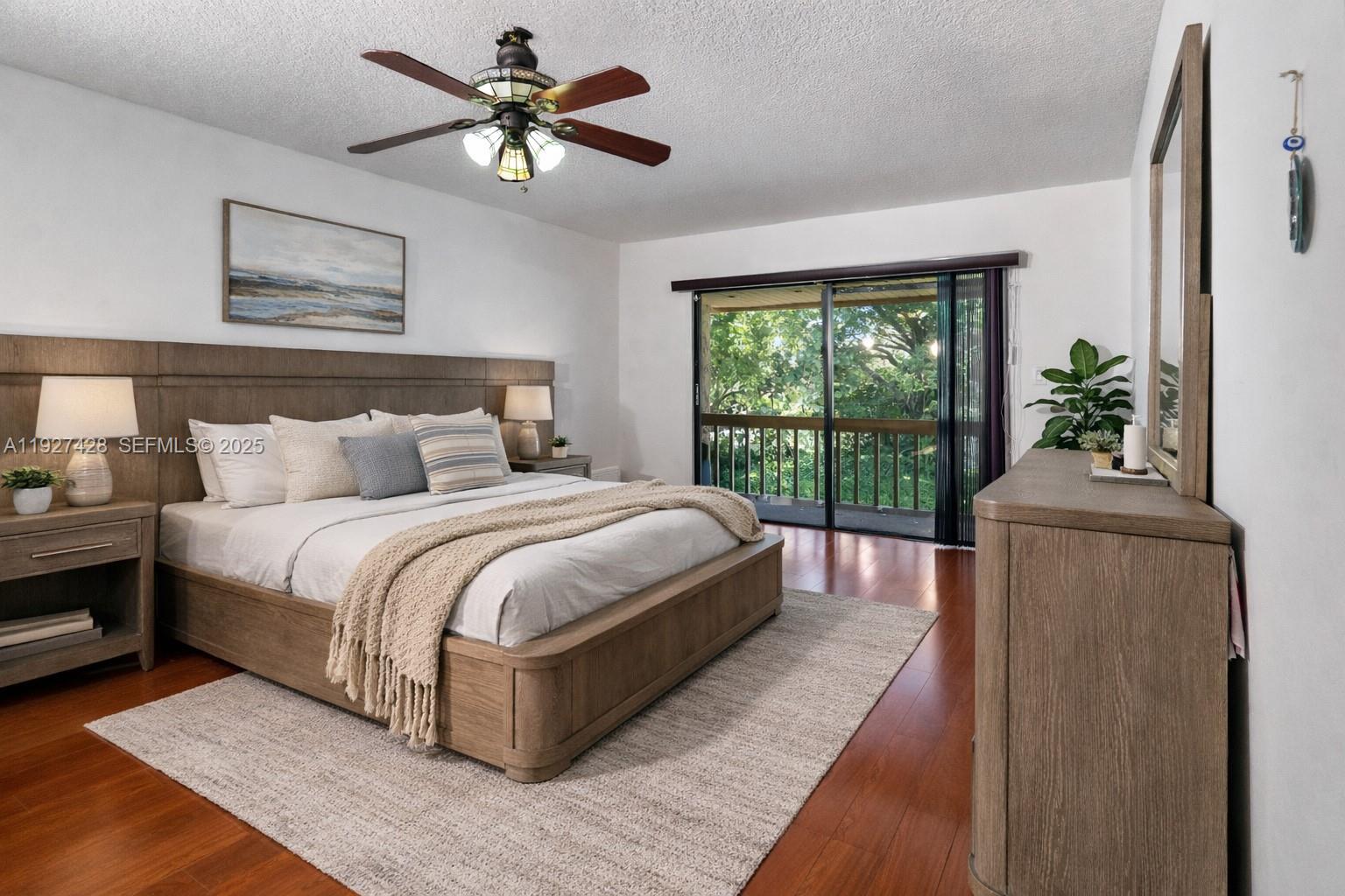 TOWNHOUSES OF EMERALD HIL - Residential