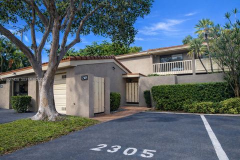 2305 Saint Andrews Rd 129 Hollywood FL 33021