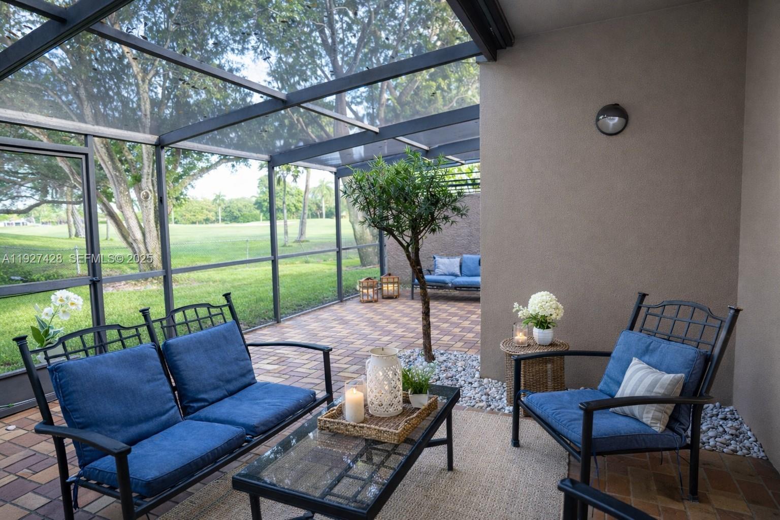 TOWNHOUSES OF EMERALD HIL - Residential