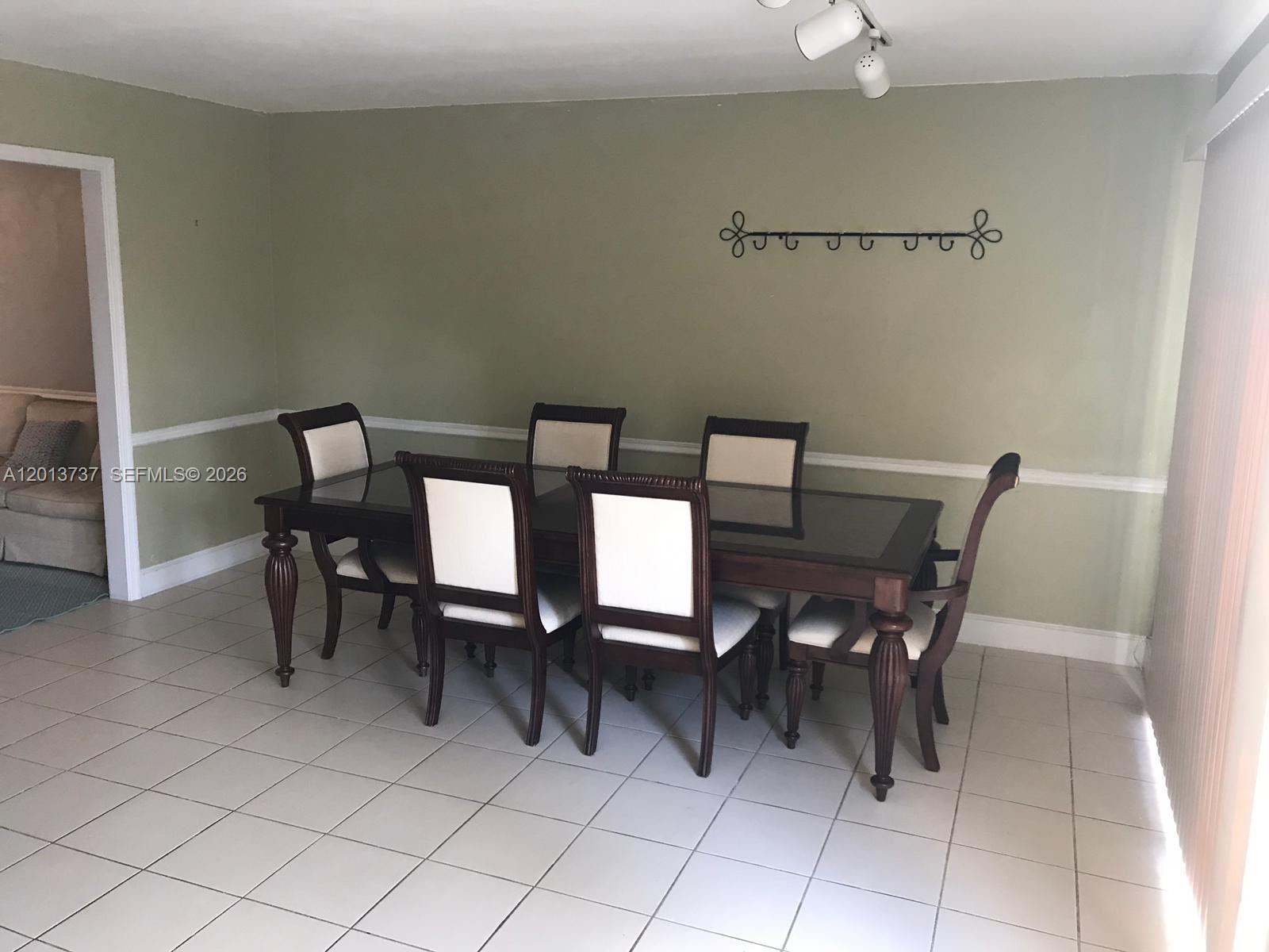 3965 NW 9th Ave 3