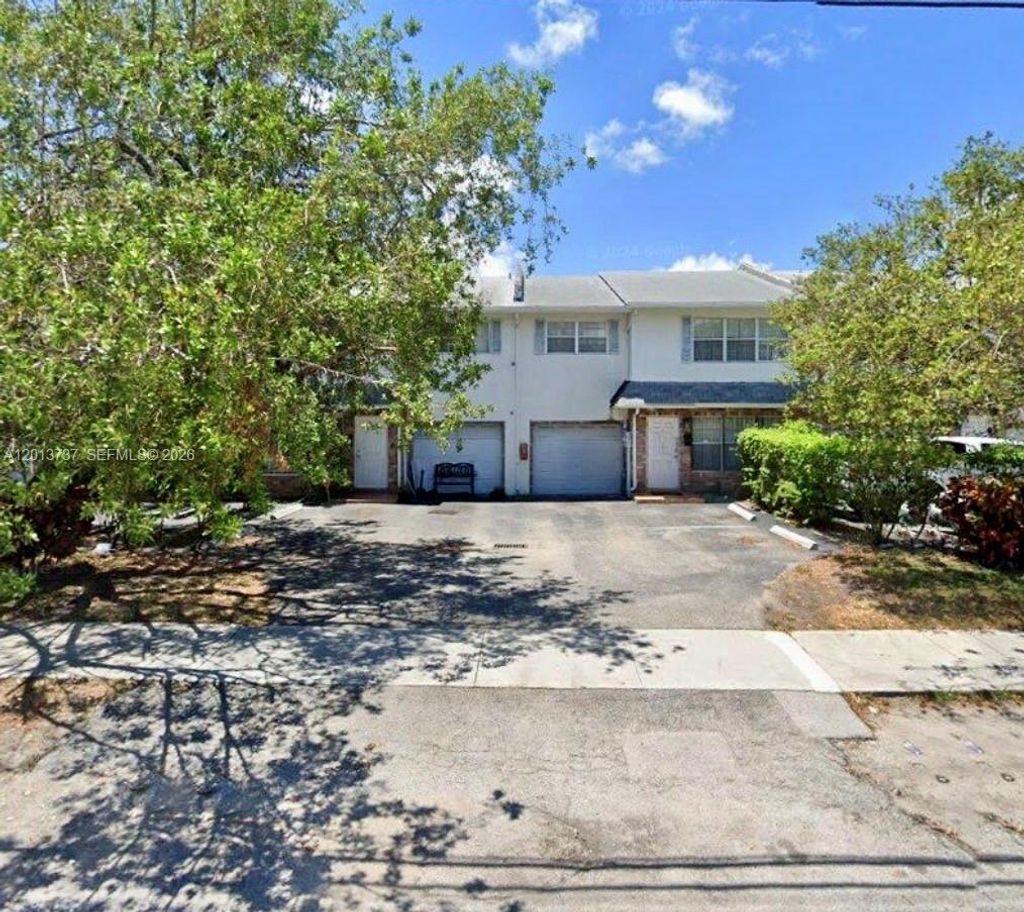 Photo of 3965 NW 9th Ave #3, Deerfield Beach, FL 33064 (MLS # A12013737)