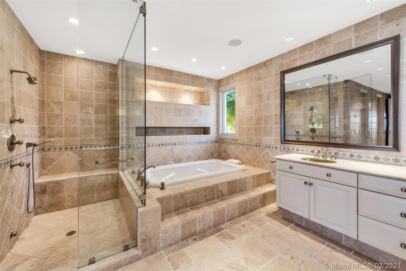 GOLDEN BEACH SEC A - Residential